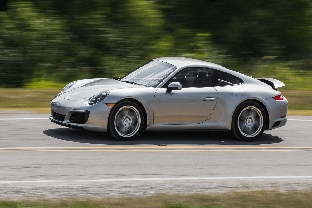 Porsche ukázalo novou 911